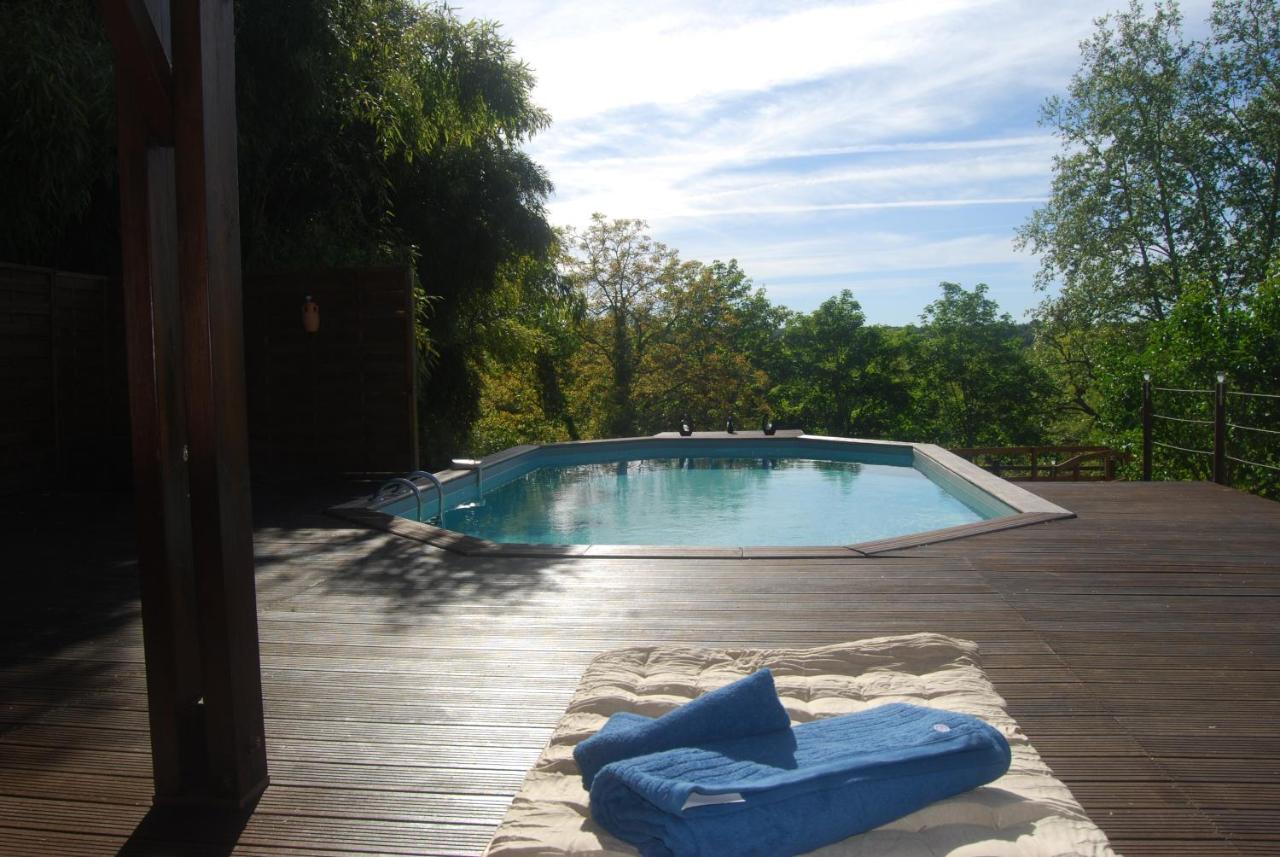 Au Son De L Angelus Bed & Breakfast Moncrabeau Exterior photo